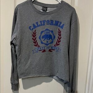 Modern Lux Gray Sweatshirt with Blue and Red California Graphic
